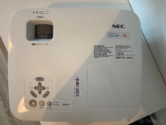 Predám projektor NEC NP610G - 2