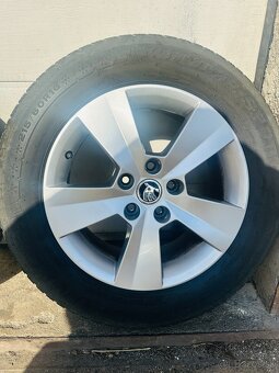 5x112xr16 4x originálne disky Škoda R16 - 2