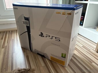 Predám PS5 Slim 1TB - 2
