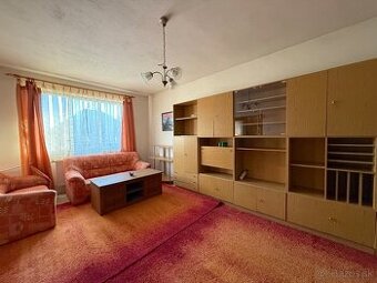 Rodinný dom s veľkým pozemkom - Veľké Ludince - 2