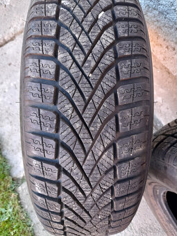 Zimné pneumatiky 195/65/R15 - 2