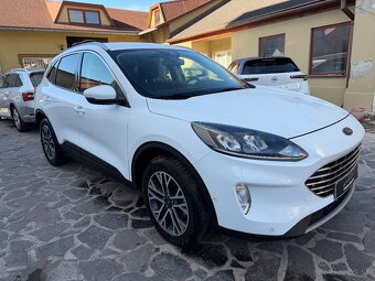 Ford Kuga 2.5 Duratec HEV 190k Titanium eCVT - 2