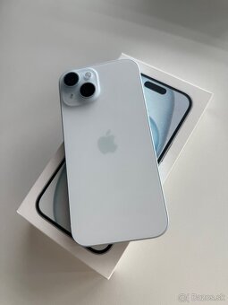 iPhone 15 128GB modrý - 2