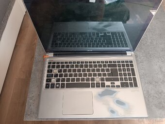 Predám notebook Acer Aspire V5 – na náhradné diely - 2