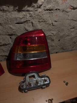 Opel Astra g zadné svetlá - 2