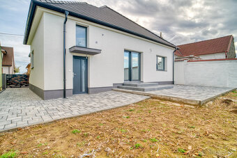 Na predaj 3-izbový rodinný dom v Jaslovských Bohuniciach - 2