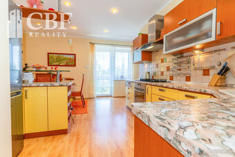 Exkluzívny prenájom: veľkometrážny 4-izbový byt v obľúbenej  - 2