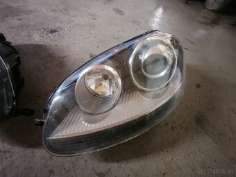 Xenónové svetlomety VW golf 5 GTI - 2