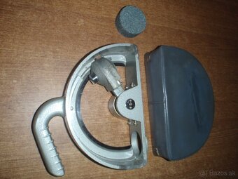 Švajčiarske Schmidtovo kladivko (odrazový tvrdomer) - 2