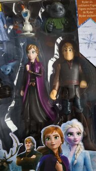 Sada obsahuje 9 figúrok z rozprávky Frozen - Ľadové kráľovst - 2