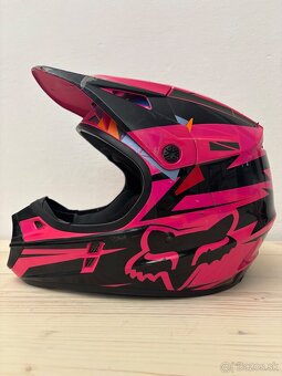 Predám detskú/juniorskú prilbu FOX RACING (veľkosť XS (53–54 - 2
