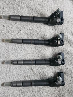 Vstrek bosch 04L130277 AJ - 2