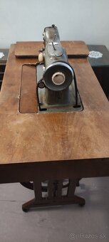 Šijací stroj - 2