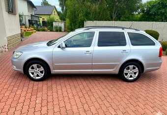 Škoda Octavia Combi Facelift TOP STAV ELEGANCE - 2