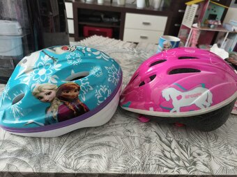 Detské prilby,kus 5 eur - 2