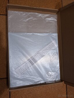 Vitrína na LEGO - 2