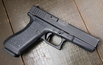 GLOCK 17 gen2 - 2