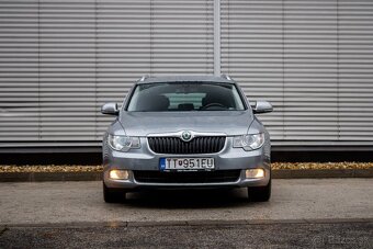 Škoda Superb Combi 2.0 TDI 4x4 DSG - 2
