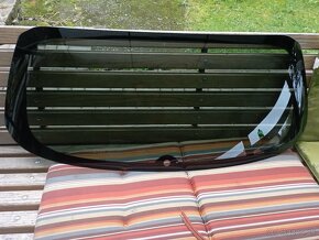 Zadny spojler Hyundai i30 combi, sklo, diely piatych dverí - 2