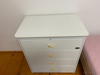 predám komodu - 2