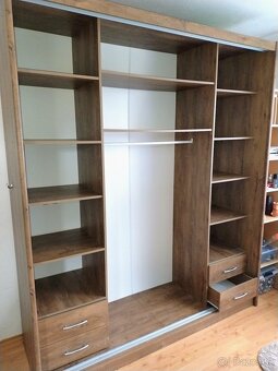 Predam skrinu 150€ - 2