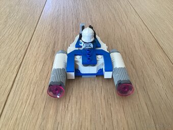Lego Star Wars stíhačka generála Rexa - 2