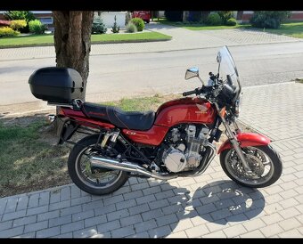 Honda CB750 - 2