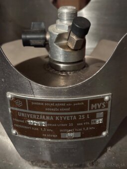 Predám 25l kyvetu a bombu - 2
