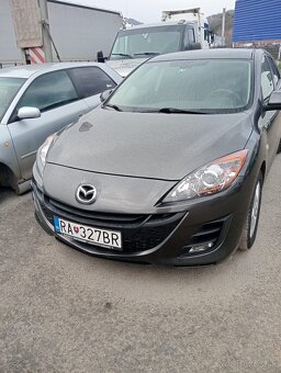 Mazda 3 - 2