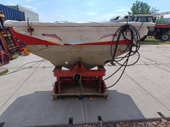 1500L Rozmetadlo RAUCH KUHN COMETE ZSB plachta - 2