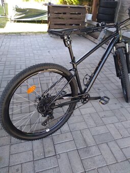 Predám horský bicykel rockraider L - 2