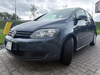Vw golf 6 benzín 2010 - 2