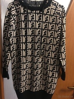 NOVÝ FENDI damsky svetrik z kapucnickou L - 2