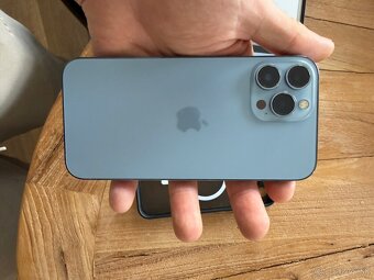 iPhone 13 Pro Max 256 GB – Sierra Blue - 2