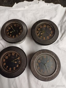 Letecke palubné hodiny - 2