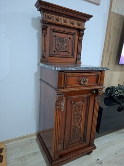 Predám nábytok do spálne 19 storočie - 2