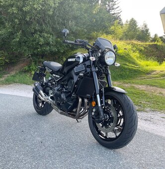 Yamaha XSR 900 - 2