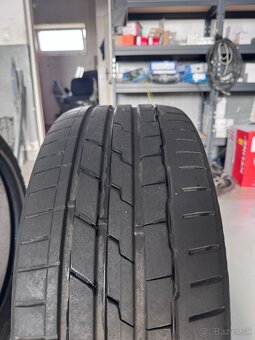 Hankook Ventus S1 evo3 235/40 R19 - 2