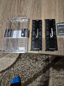 HyperX 16GB KIT DDR4 3200MHz CL16 Predator Series - 2