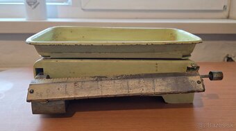 STARA KUCHYNSKÁ VAHA - 2