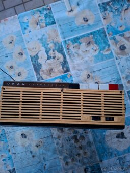 Predam retro magnetofon - 2