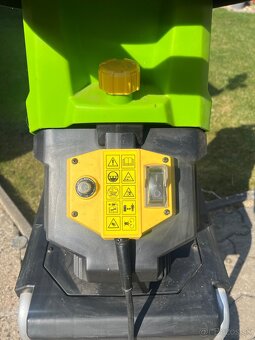 Drvič konárov Fieldmann - 2