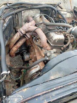 Aro 240 kompletný motor - 2