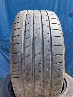 Ponúkam 2 letné pneumatiky Nexen NFera 275/45 R20 - 2