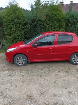 Peugeot 206+ - 2