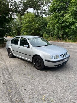 Volkswagen Bora 1.6 16.V - 2