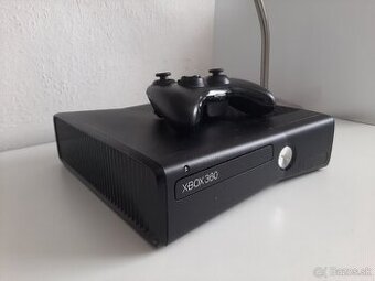 Xbox 360 slim - 2