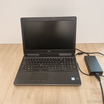 Dell Precision 7520 i7-7820HQ 32GB NVIDIA Quadro M2200 SSD - 2