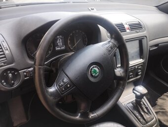 Predám škoda octavia 2.0 TDI DSG - 2