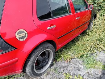 GOlf 4 - 2